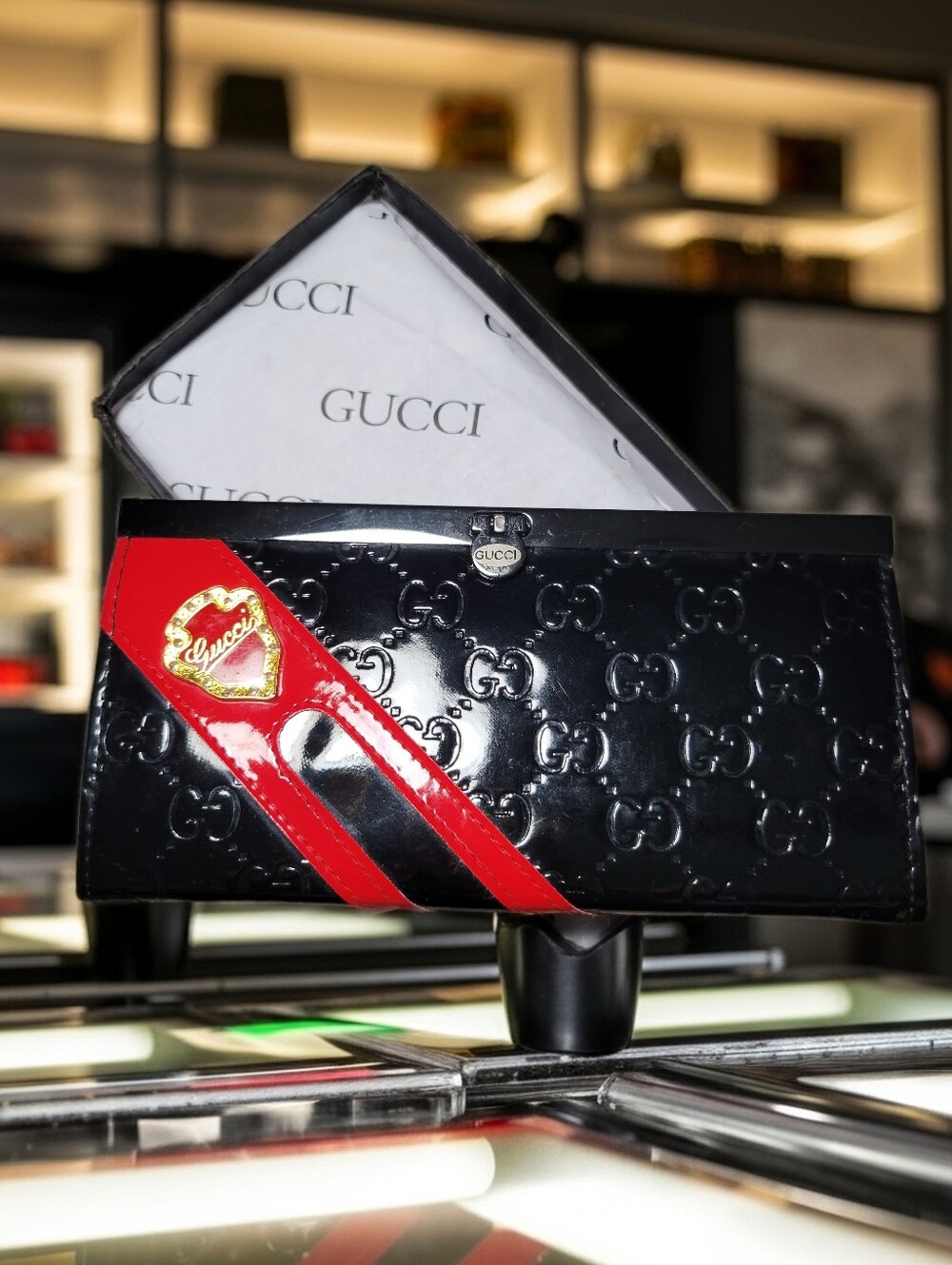 Vintage GUCCI Wallet Clutch Estate Sale Find – Rare Design